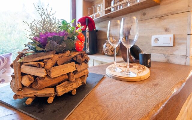 Farmhouse Kalys in Vielsalm With 180° View of the Forest