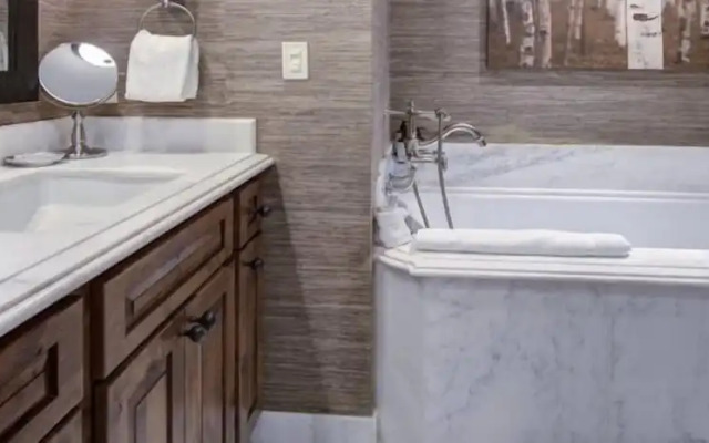 Vail Ritz Carlton 2 Bed