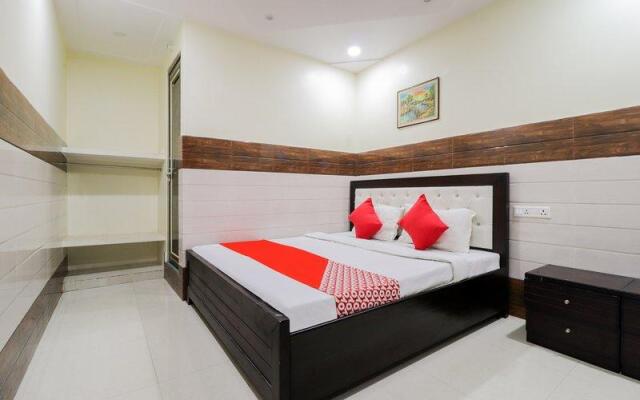 OYO 66432 Hotel Grand Vivek