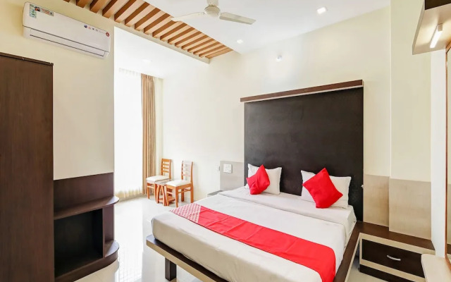 OYO 24959 Slv Royal Inn