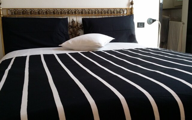 La Stazione Per Dormire Guest House