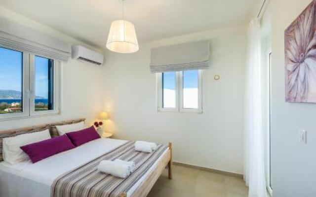 Triton Sea View Villa