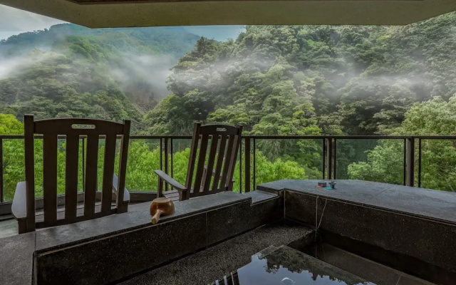 Sunrise Hot Spring Hotel