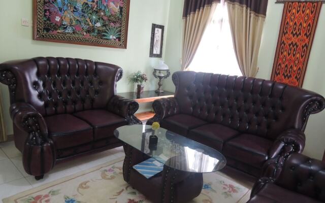 Avicenna 2 Guesthouse