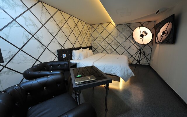 YTT Motel