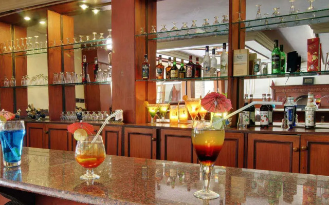 Chevron Ranikhet Club