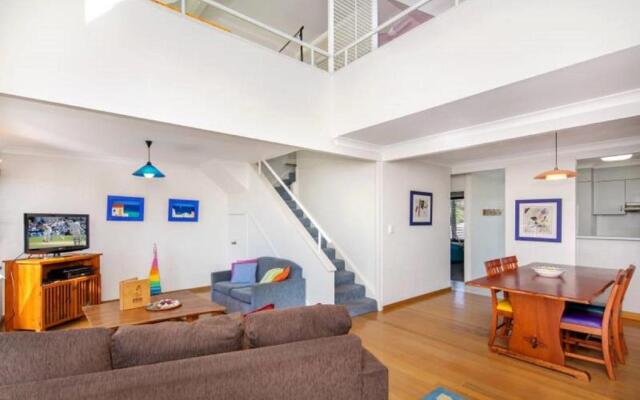 Kendall Beach Apartments 5 - Belongil Beach