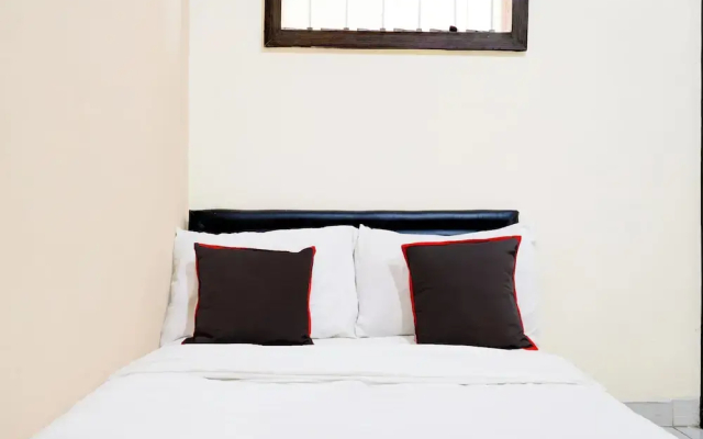 OYO 94421 Soetomo Guest House