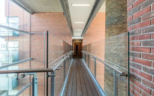 Luxury 2-bed Flat, Parking and Close to the Tube