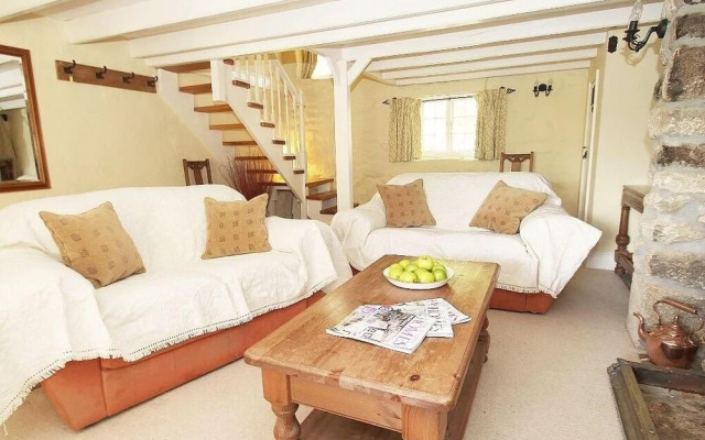 Woodpecker Cottage