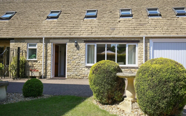 Courtyard Cottage