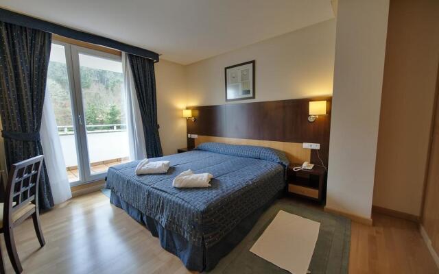 Lobios Caldaria Hotel Balneario