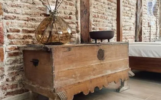 Opera Suite Carmen Studio near Royal Palace