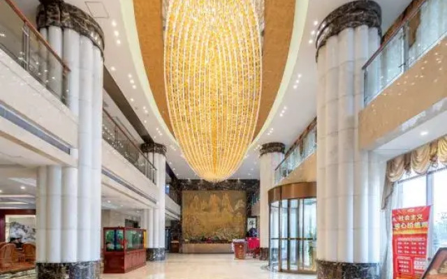 Xinlong Hotel