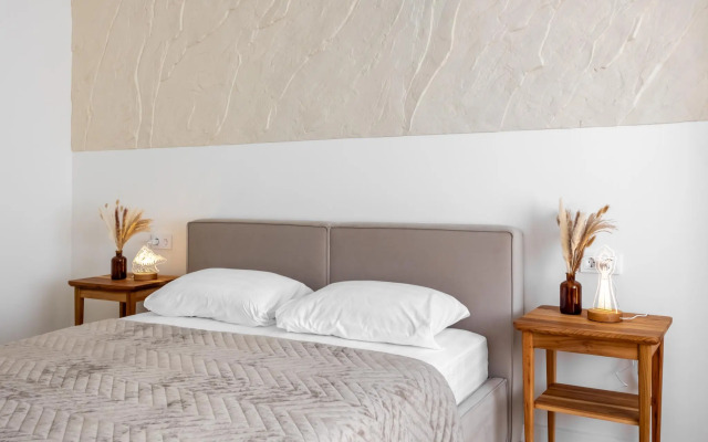 Aura на улице Курская 1Г