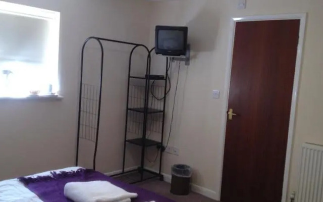 The Cliff Inn (formerly The White Schooner)