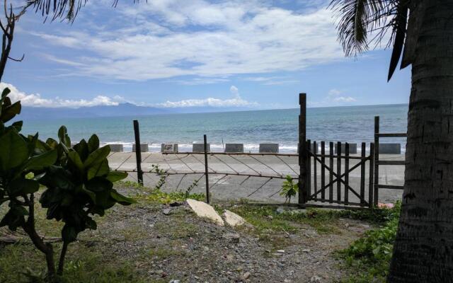Baler Beachfront House