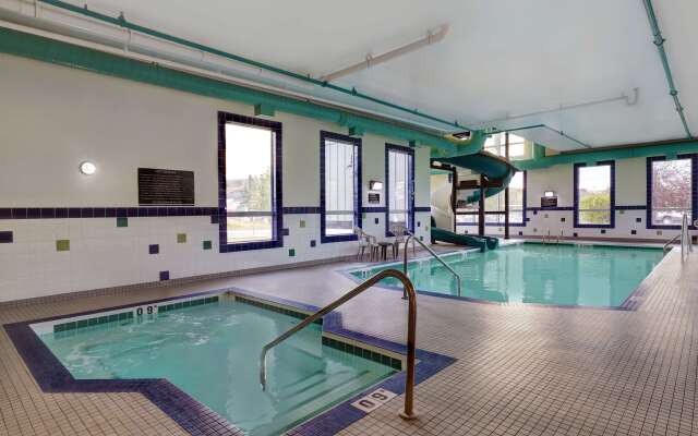 SureStay Plus Hotel by Best Western Drumheller