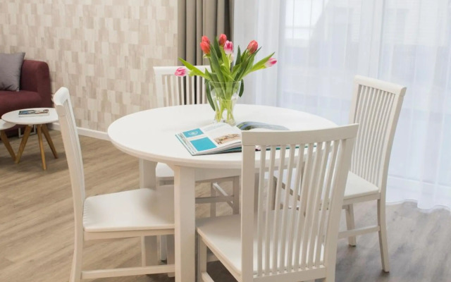 Green Hill Apartments