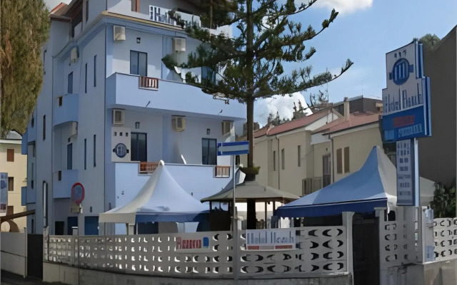 Beach Hotel