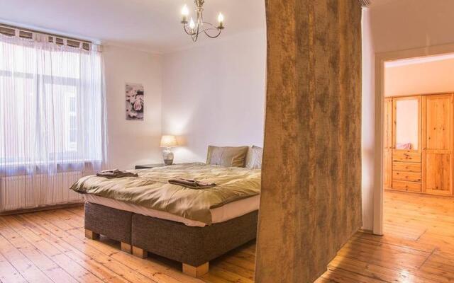 "riga Old City - 4 Bedroom Apartment"