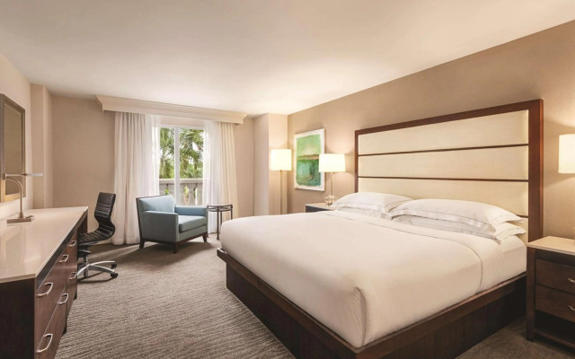 Hilton Naples