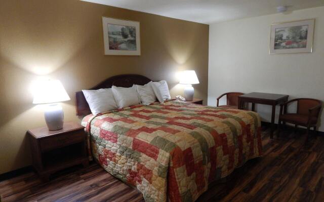 Regency Inn lola Kansas