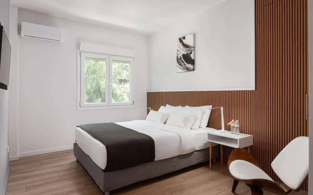 Acropolis Sherlock Residence