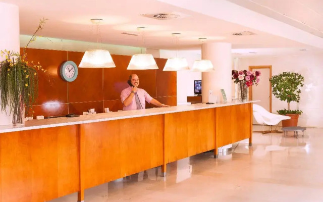 Port Fiesta Park Hotel