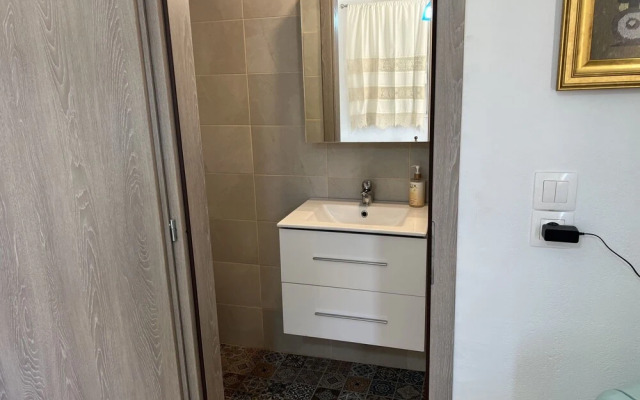 Eco Studio Flat Kalyvia Thorikou, Greece