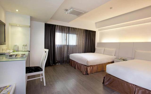Yes Hotel