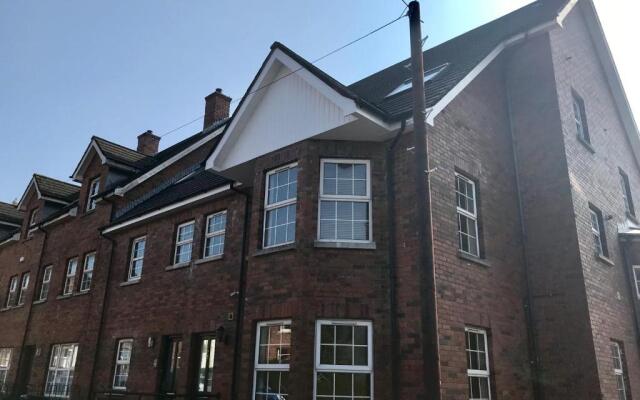 4 Bed Duplex Apartment, Belfast