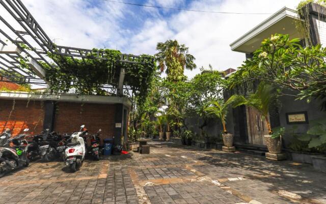 Puri Bagus Villa Legian Kuta