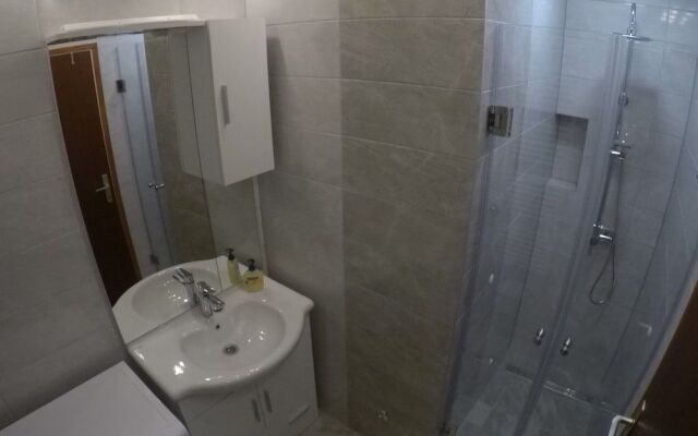 Comfortable Apartment in Stari Grad