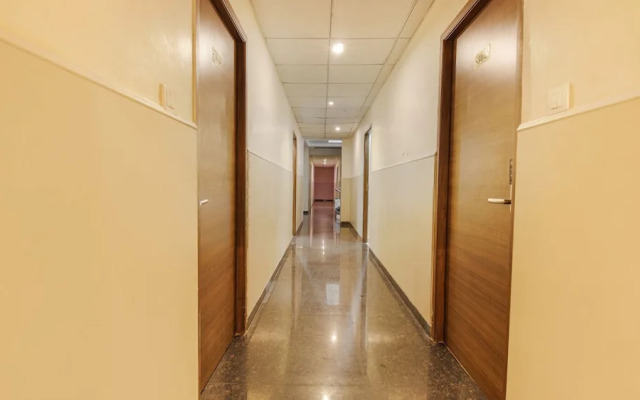 Fabhotel Mrv Inn