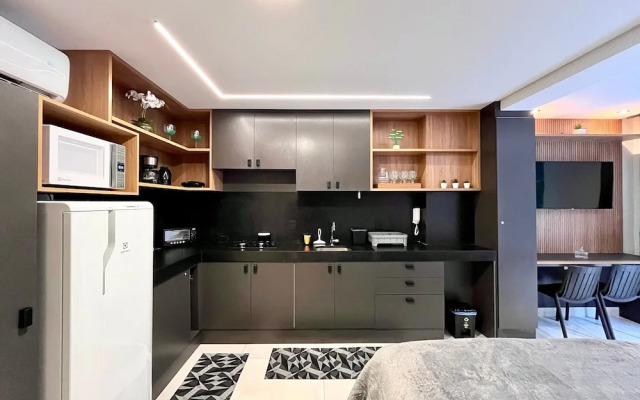 Hyde Park Select - by Living