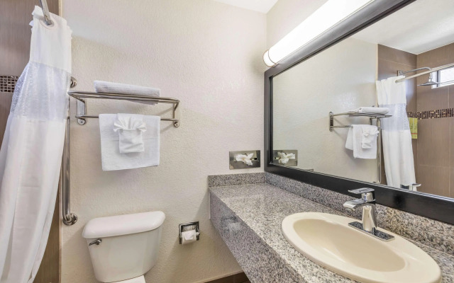 Best Western Americana Inn