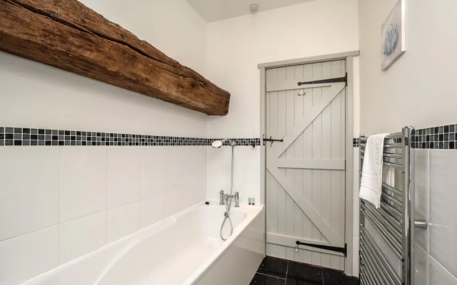 Maple Barn: Lux Rural Retreat Near Norfolk Coast