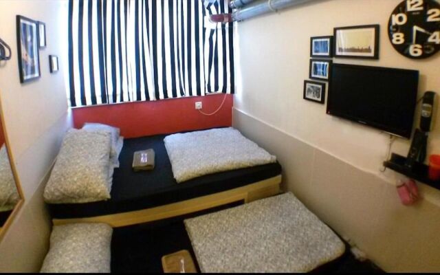 Micro Hotel