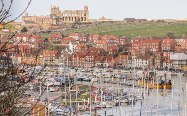 Whitby Harbour Retreat