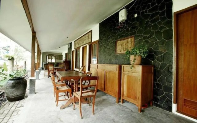 Ronia Mountain Villa Lembang