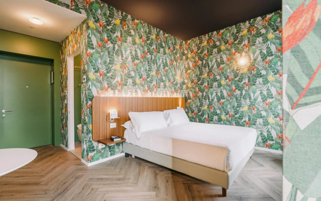 Collini Rooms