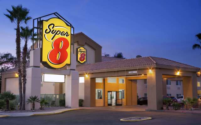 Super 8 by Wyndham Marana/Tucson Area