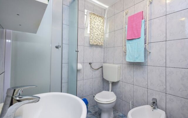 Apartments Mira Vir