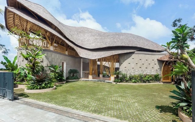 The Scape Valley Villa by Pramana Villas