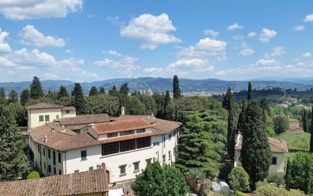 Residenza d'Epoca Torre Dei Lari