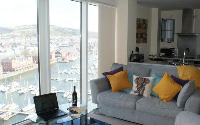 Coastal City Rooms – Waterfront
