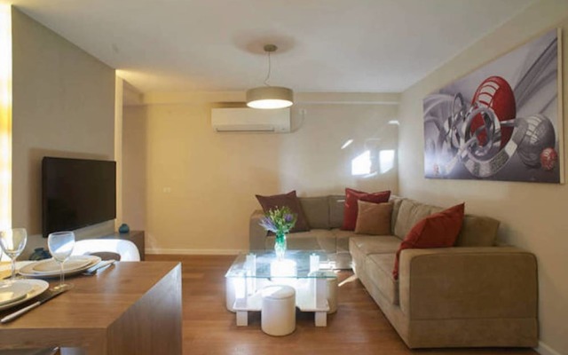 Quiet with Terrasse in City Center by FeelHome