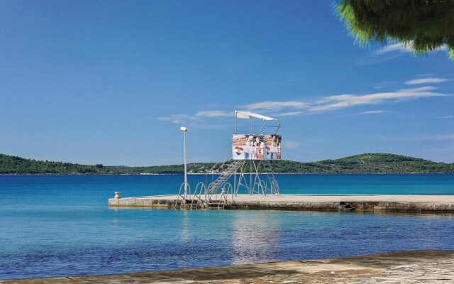 Amazing Home in Jadrija With Wifi and 2 Bedrooms