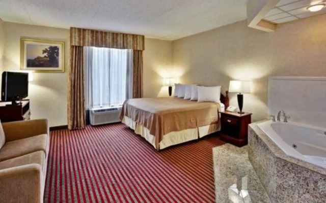 Quality Inn & Suites Somerset Downtown